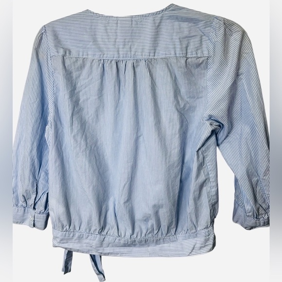 H&M Blue Striped Wrap Blouse Size 2 - Picture 3 of 4